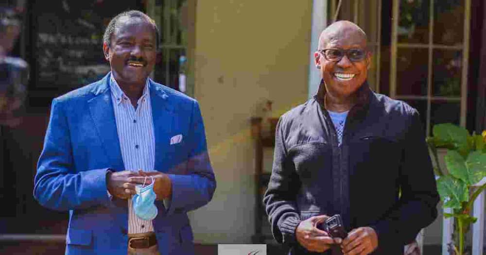 Jimmy Wanjigi (r) and Wiper leader Kalonzo Musyoka (l).