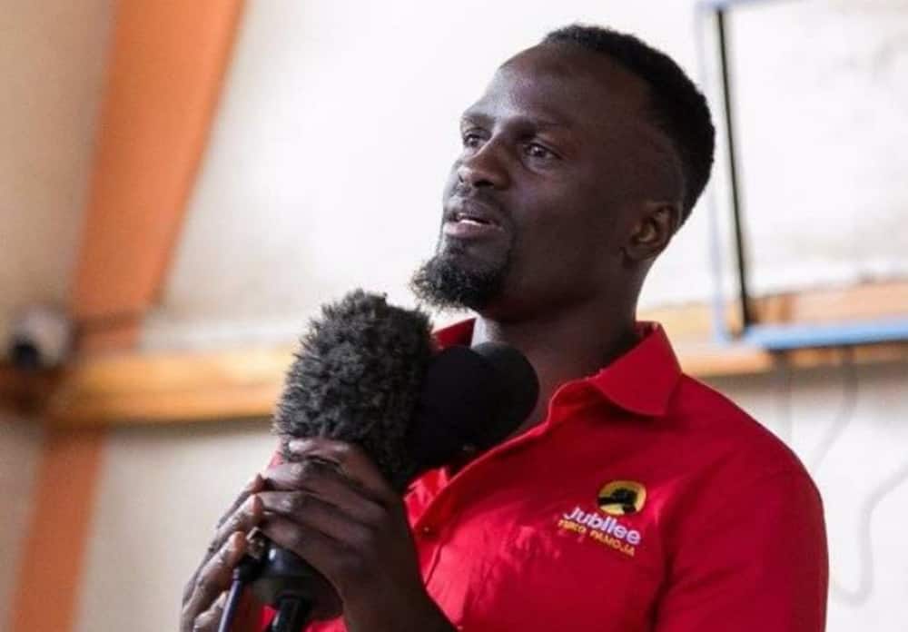 McDonald Mariga struggles to express himself during interview with journalists