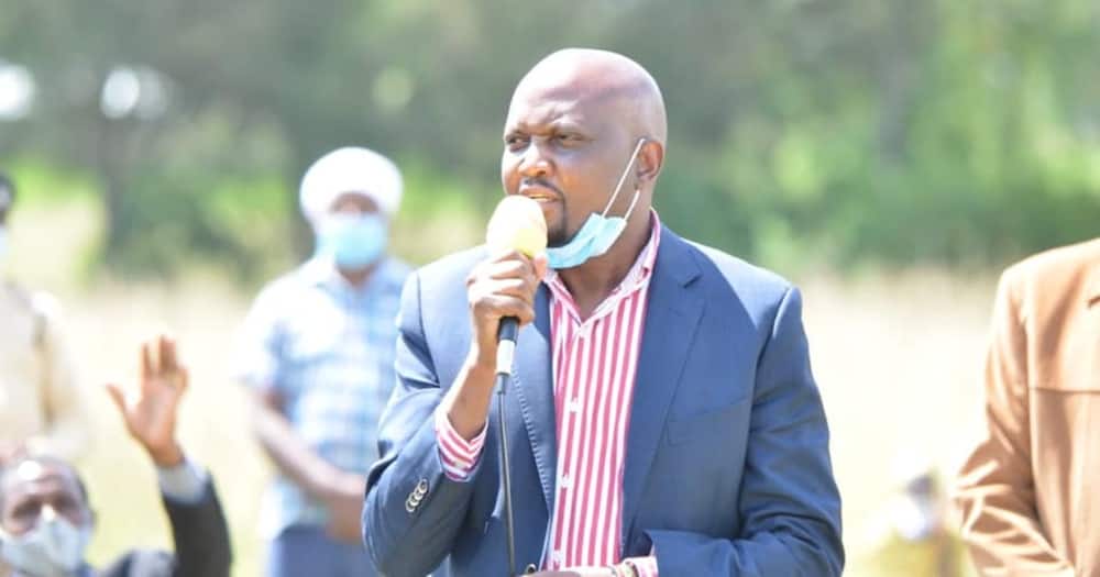 Moses Kuria makes public appearance after battle with COVID-19, accompanies Ruto to church in Starehe
