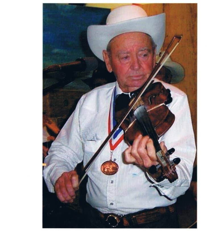 oldest living country singers