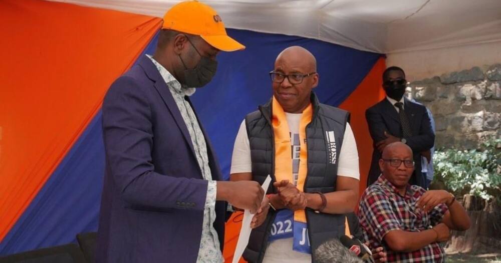 Jimmy Wanjigi Awasilisha Stakadadhi Zake Tikiti ya Urais kwa ODM