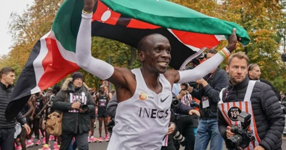 Amateur marathoners fail spectacularly after trying to run like Eliud Kipchoge