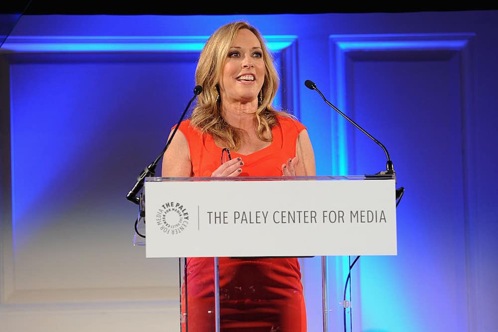ESPN anchor Linda Cohn speaks on stage at the Paley Prize Gala