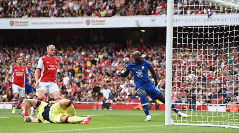 Romelu Lukaku scores against Arsenal. Photo: Shaun Botterill