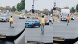 Love Your Job: Highway Traffic Controller Impresses Netizens With His Energetic Moves