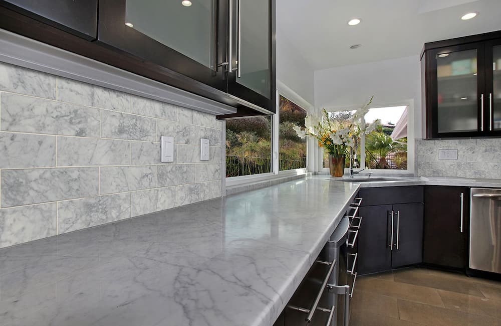 Marble countertop kitchen design