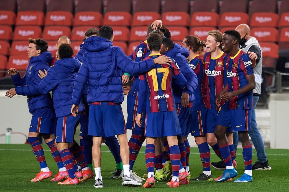 Barcelona come from 2 goals down and outscore Sevilla to progress to Copa Del Rey final on aggregate