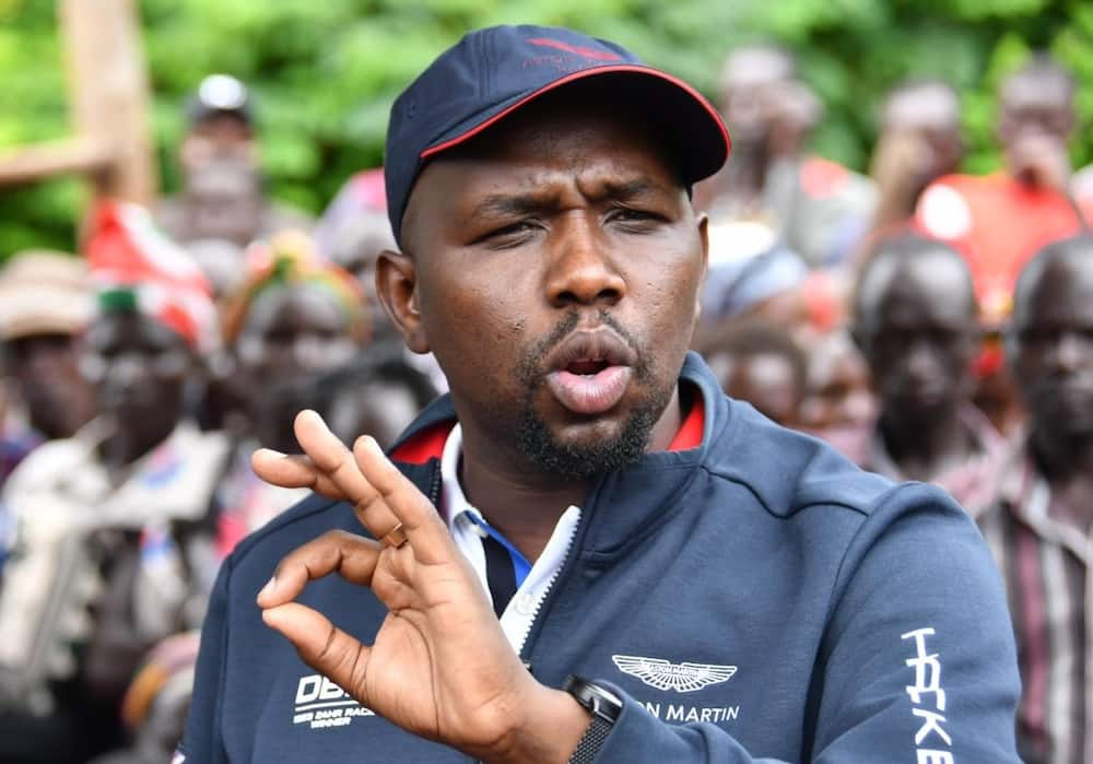 Kipchumba Murkomen's tweet terming Kang'ata as clown, loser resurfaces