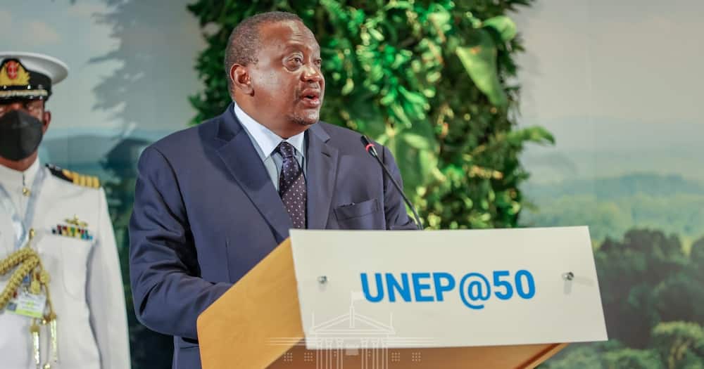 Uhuru speaks at the UNEP headquarters in Nairobi.