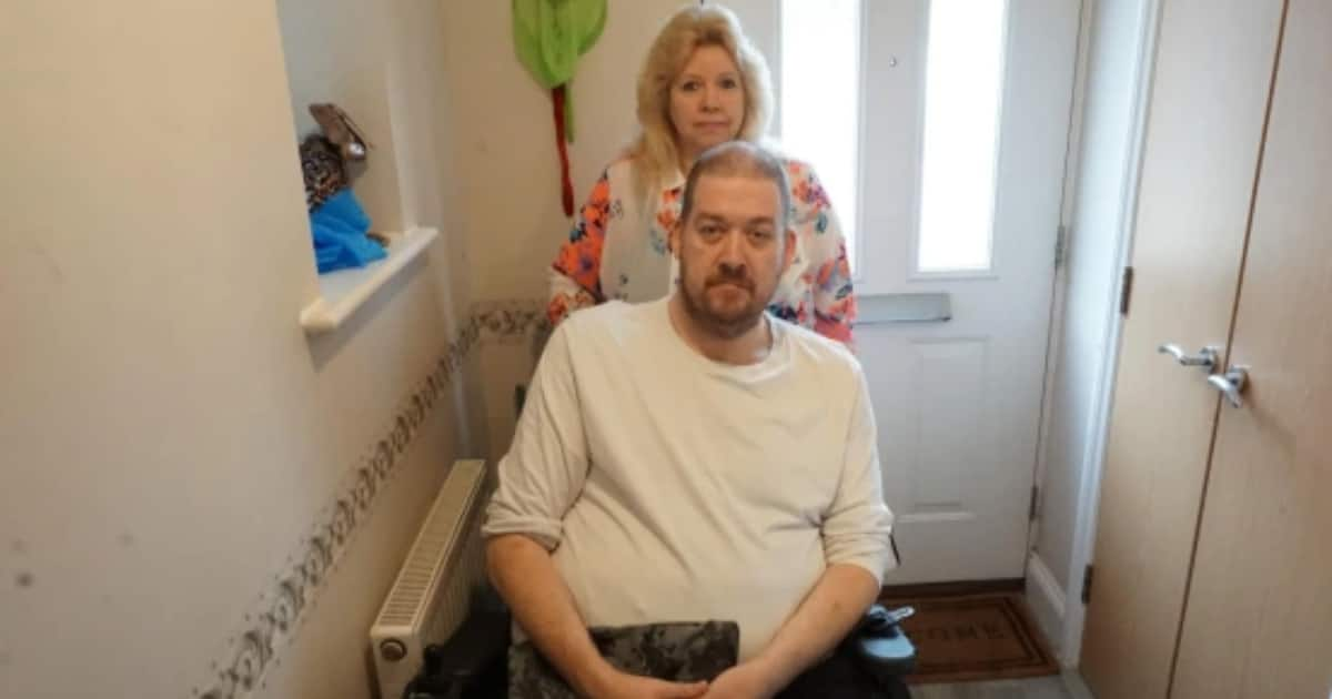 Disabled Dad Trying to Sell Possessions to Fend for Daughter, Wife ...