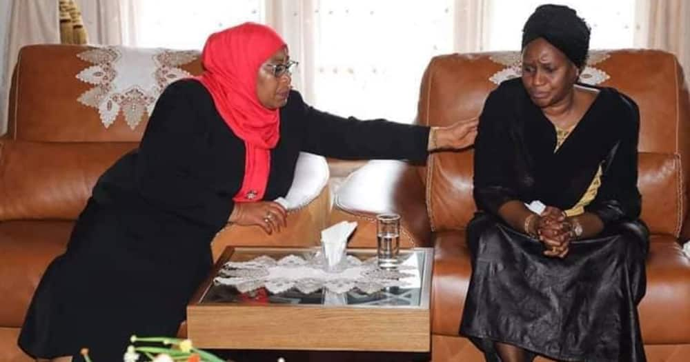 Rais wa Tanzania Samia Suluhu Amtemebelea Mkewe Magufuli Kumfariji