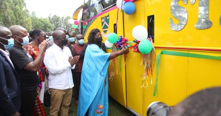 Migori: Ida Odinga Sponsors 10 Needy Rapogi Boys' High School Students ...