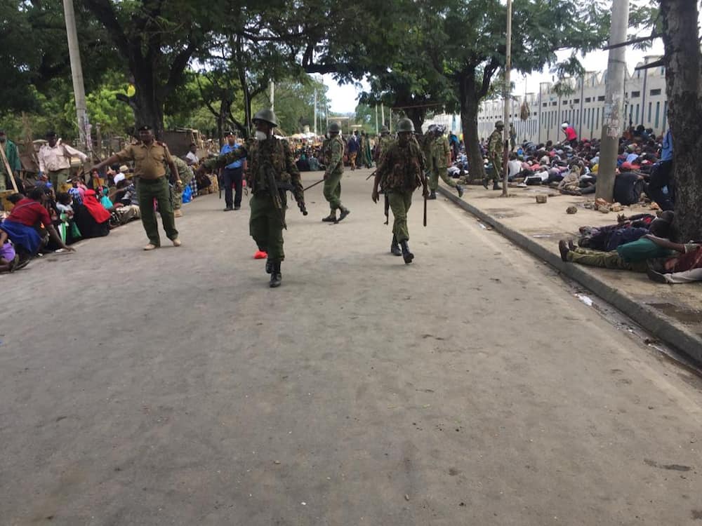 Hatuwezi kuendelea na kafyu, lockdown Rais Uhuru asema