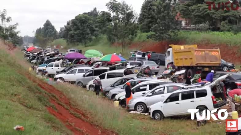 Sleek BMW, Mercedes, Prado owners throw pride aside, sell groceries from their vehicles as COVID-19 bites