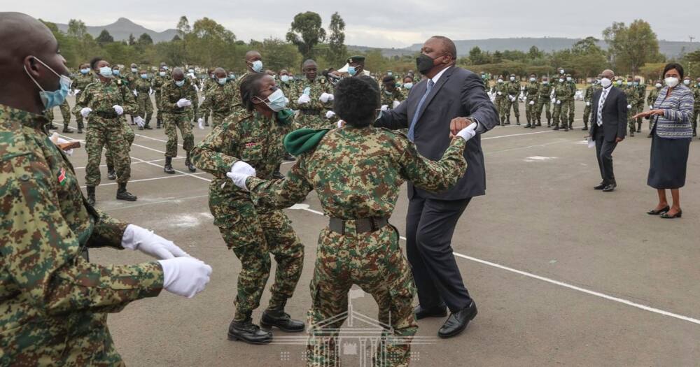 Video of Uhuru enthusiastically dancing to Luhya song with NYS graduands goes viral.