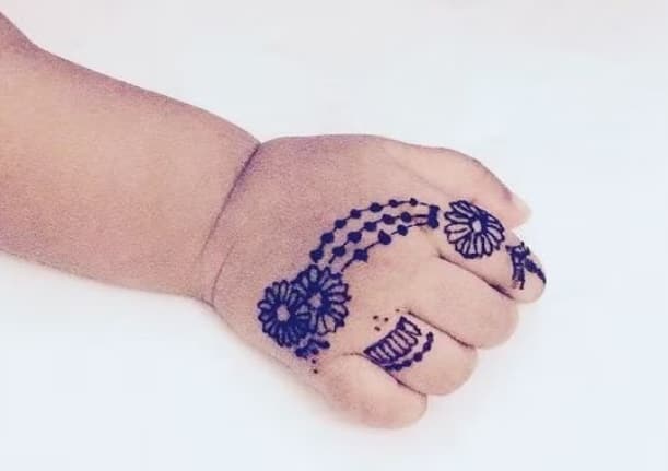 mehndi designs for kids