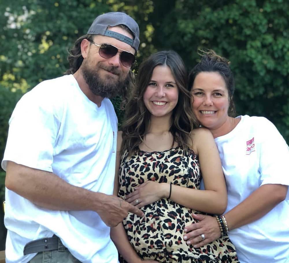 Clayne Crawford's wife, Sunshine Kiki Brown, bio, net worth Tuko.co.ke