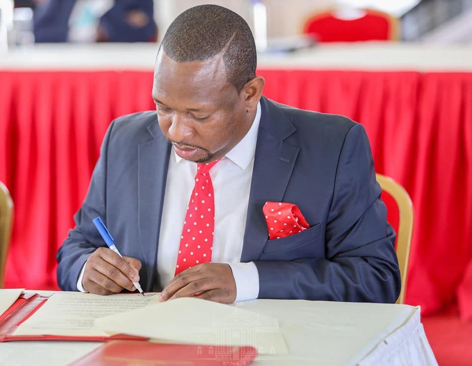 Leaked phone conversation between Mike Sonko, former MP Kalembe Ndile insulting each other emerges