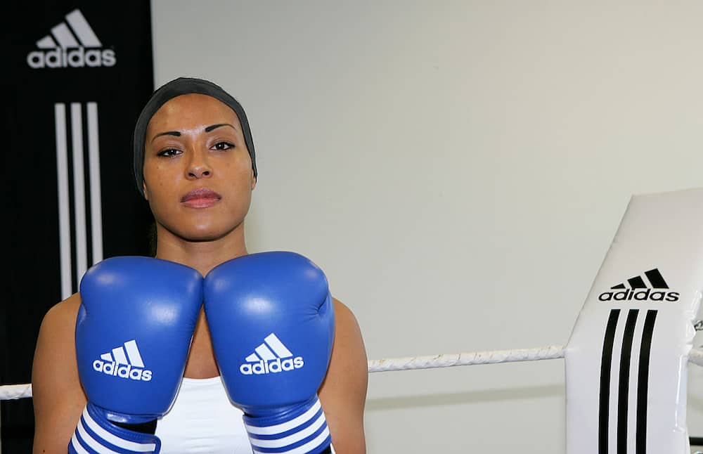TOP 10 hottest female boxers of all time