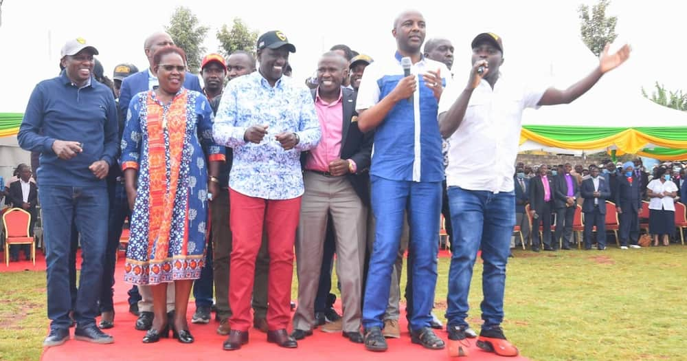 Jichungeni na huyu mtu watu wetu, Rais Uhuru asema kuhusu DP Ruto