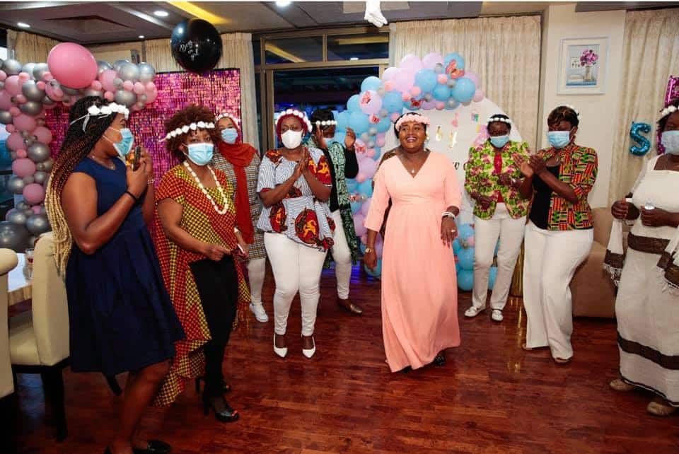 Naisula Lesuuda shares enticing photos of her grand gender reveal party