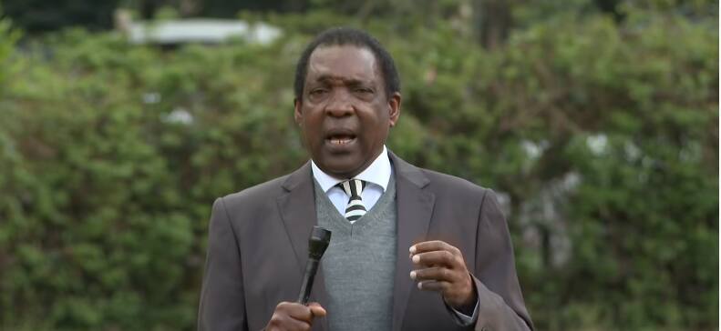 Herman Manyora says Uhuru can now easily impeach William Ruto though it's a stupid idea