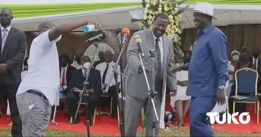 Raila Odinga among mourners at Mama Rosebella, Musalia Mudavadi's step mother burial.