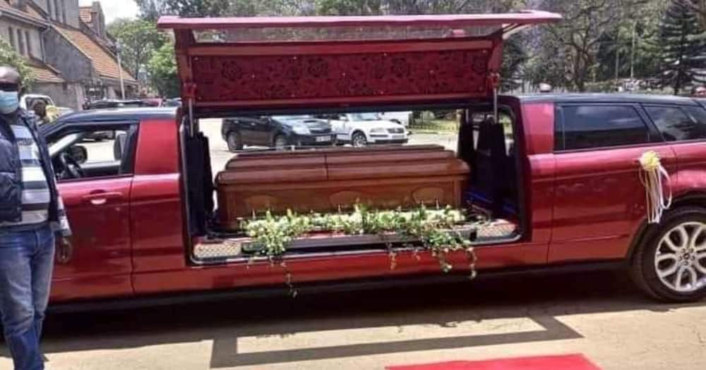 Orie Rogo Manduli's casket was ferried to the church by a limousine. Photo: UGC.