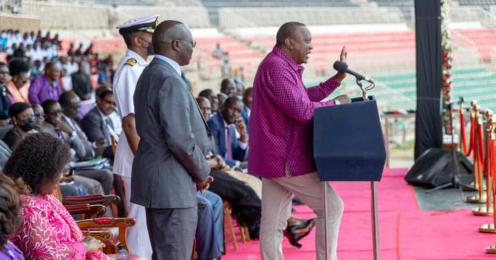 Uhuru Kenyatta: Light Moment President Asks His Aide De Camp if His Salary Was Cut: "Wewe Ulikatwa Mshahara"