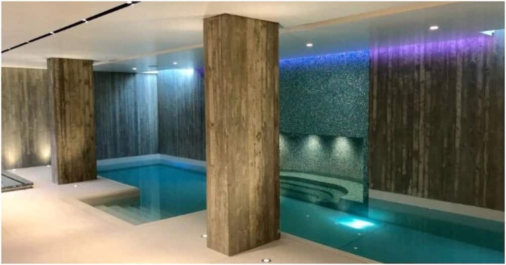 62546e9489bae406 - Football: Découvrez l’intérieur du nouveau manoir luxueux d’Aubameyang avec piscine intérieure et bar