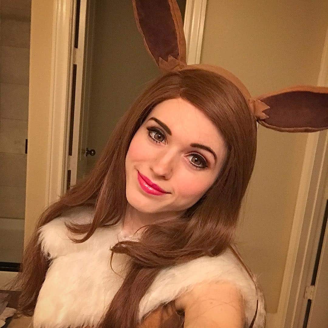 Married amouranth is Highlights on