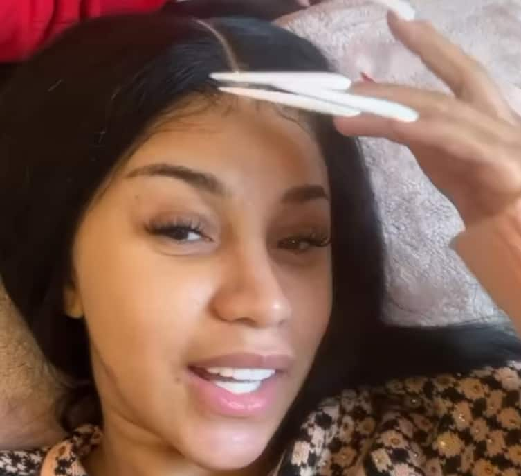 Makeup-Free Cardi B Is a Metaphor for Starting Fresh in the New Year — See  Photos