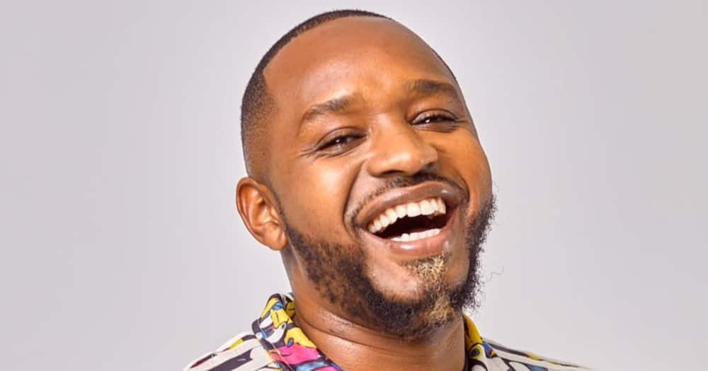 Boniface Mwangi posted a video of Juliani and his friend Lilian Nganga. Photo: Boniface Mwangi.