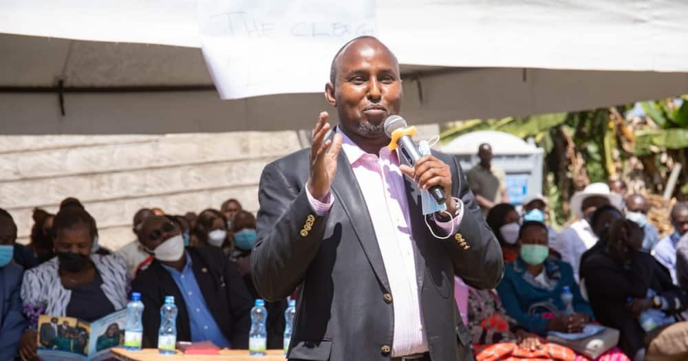 Junet Mohamed asked William Ruto to embrace successes and failures in gov't.