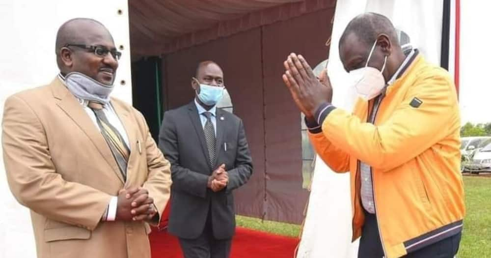 Mhubiri maarufu Pius Muiru aibuka na kuonekana nyumbani kwa DP Ruto