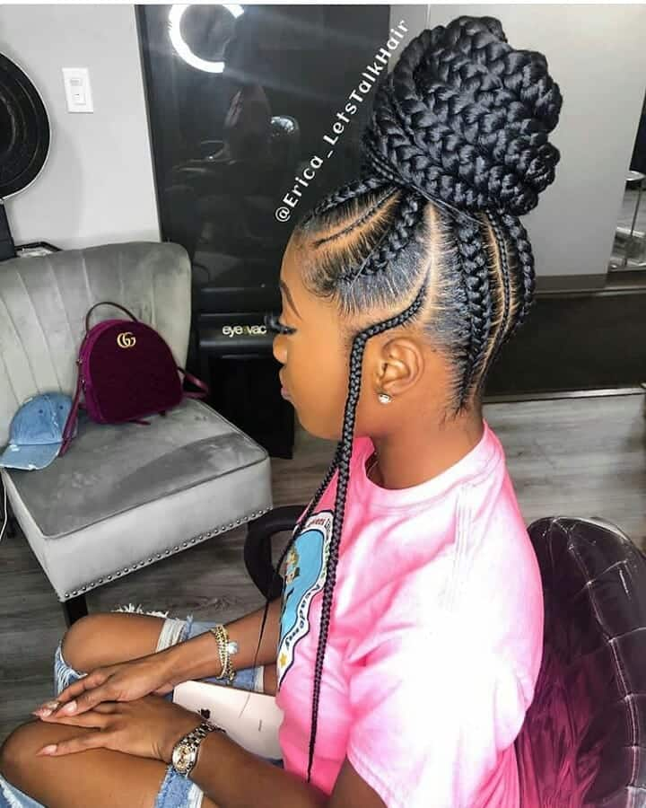 How to pack braids into different styles - Tuko.co.ke