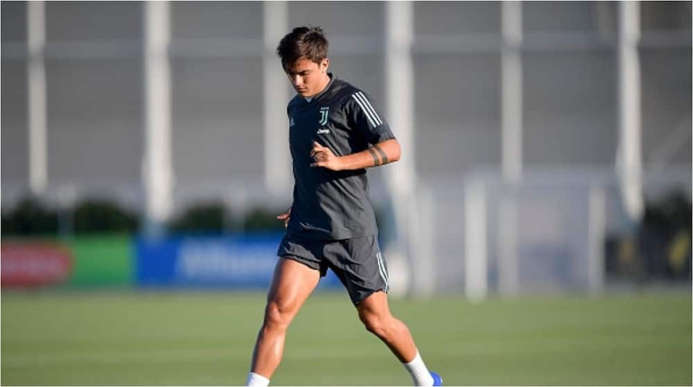 Paulo Dybala: Juventus offer Manchester United chance to sign forward for £90m