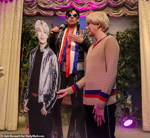 29-year-old man marries cardboard cutout of his idol in Las Vegas