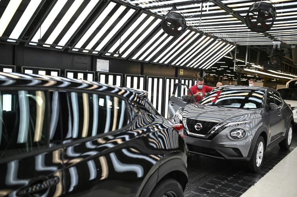 Nissan accelerates UK electric car production