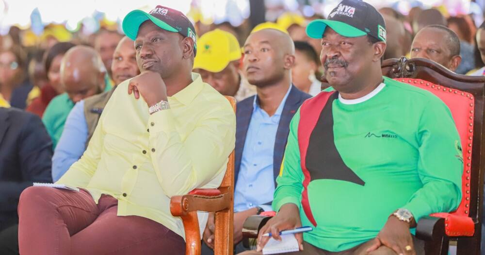 Musalia Mudavadi Aahidi Kukabidhi 90% ya Kura za Waluhya kwa William Ruto