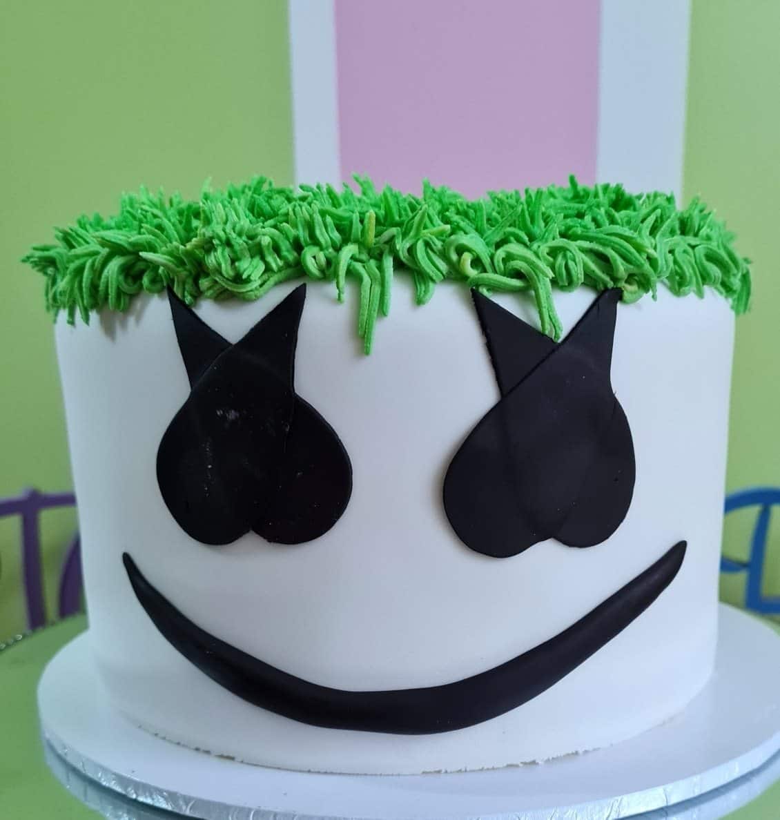 15 simple Fortnite cakes: Best ideas for birthdays and parties - Tuko.co.ke