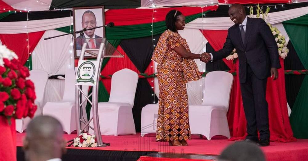 Video ya Martha Karua, DP Ruto Wakibishana Vikali Katika Mkutano wa Kibaki Yaibuka