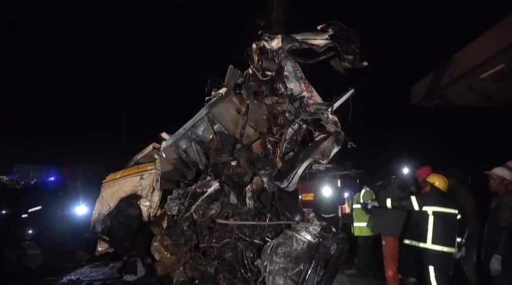 9 people have died in a crash along Narok-Bomet Highway.