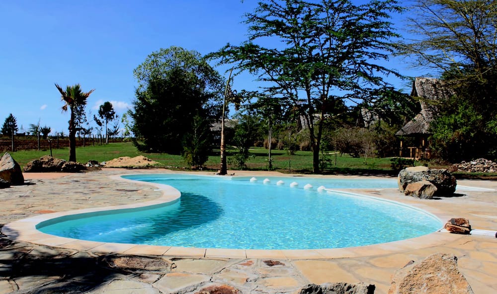 romantic places for couples to visit in Nakuru