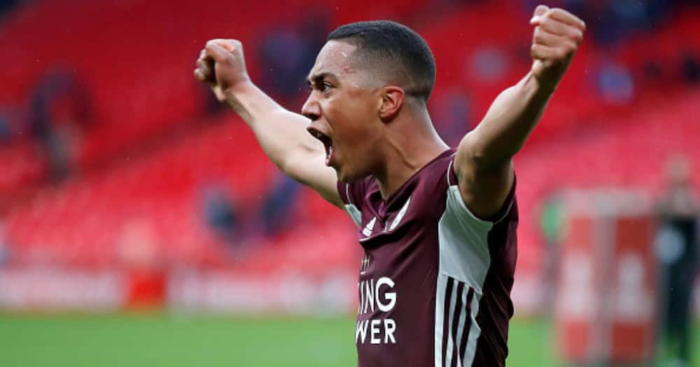 Ex-Premier League Referee Explains Why Var Did Not Rule out Tielemans' Fa Cup Stunner vs Chelsea