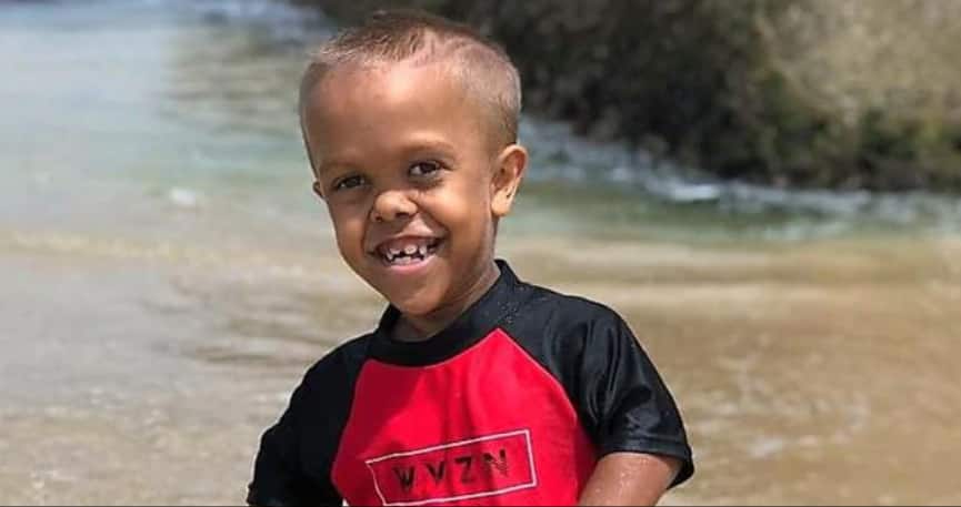 Comedian Brad Wiliams helps raise over KSh 15m to fly viral boy with dwarfism to Disneyland