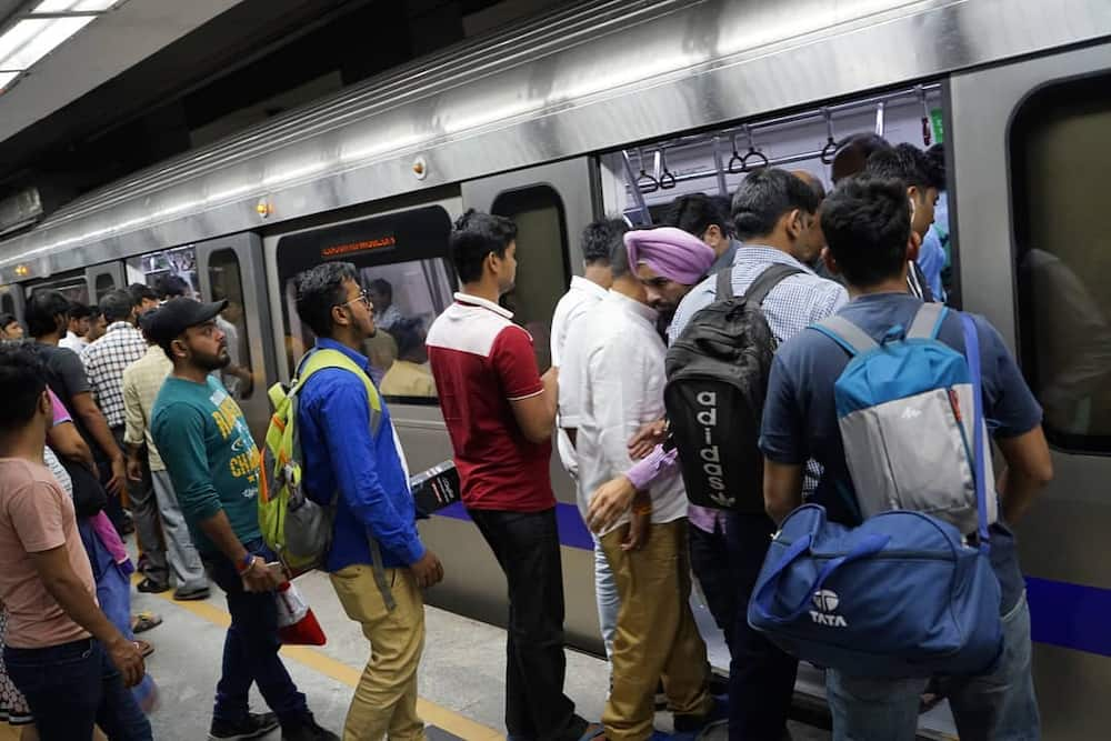 Check Delhi metro card balance online