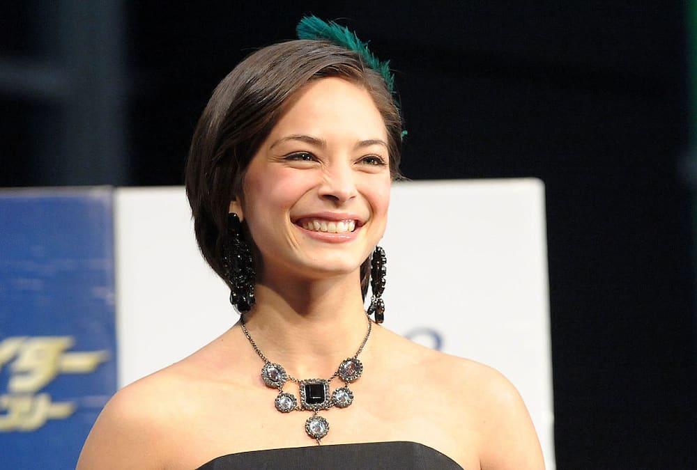 Kristin Kreuk Net WorthWiki,bio,earnings,movies,tv shows