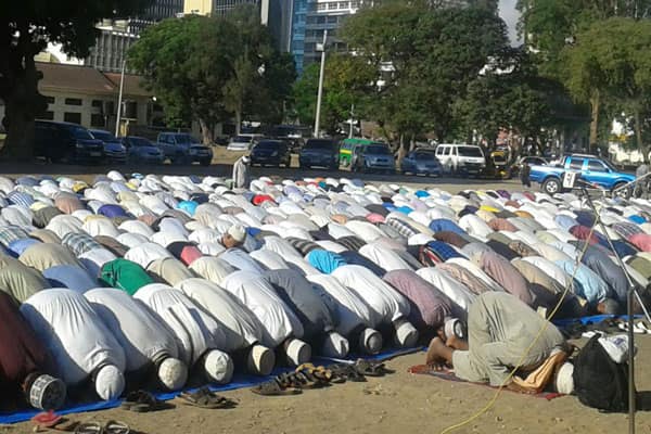 Mombasa: Muslim faithful gather to pray for rain as drought continues to bite in the region