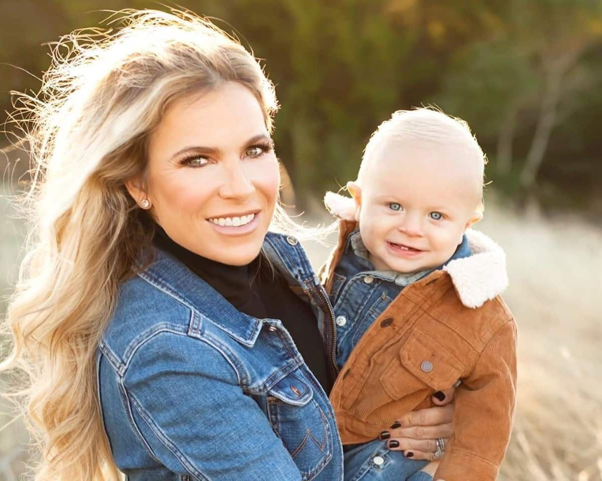 Meet J. B. Mauney's Wife, Samantha Lyne: Parents, Background, Net Worth ...